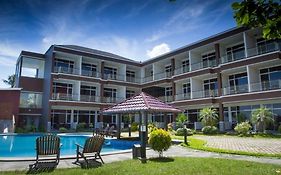 Bahamas Hotel And Resort Belitung
